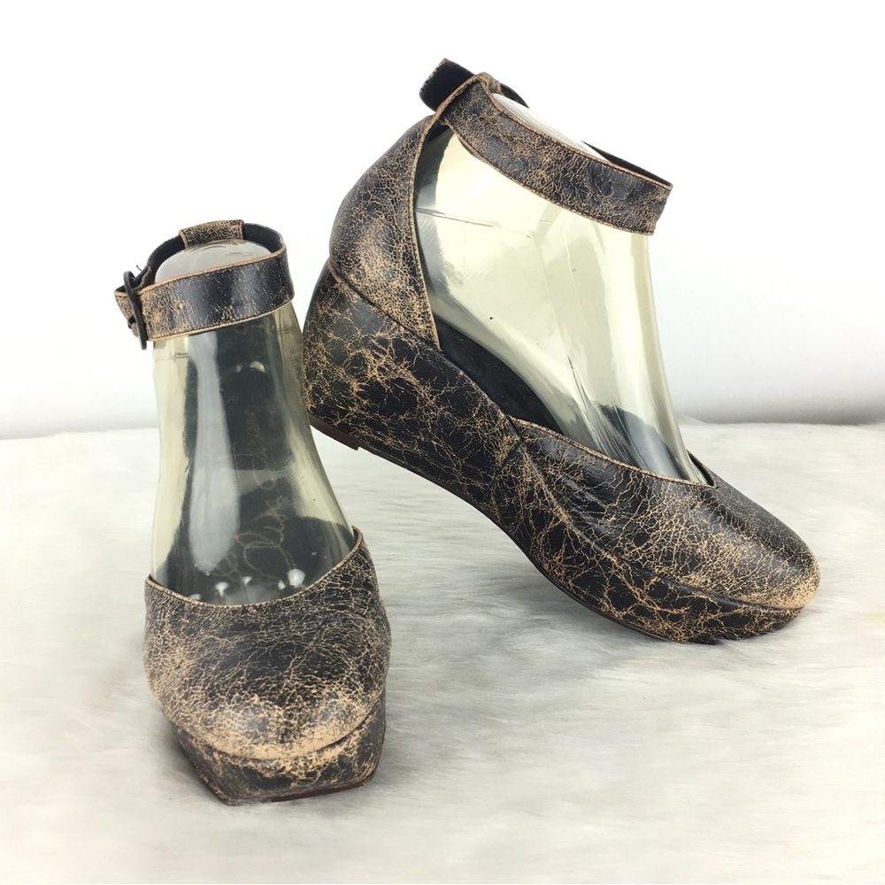 Custom Hand Made ELISA FERARE Platform Ankle Strap Shoes